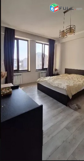 LA11431 Վարձով 3 սենյականոց բնակարան  Հովսեփ Էմինի փողոց , նորակառույց շենքում
