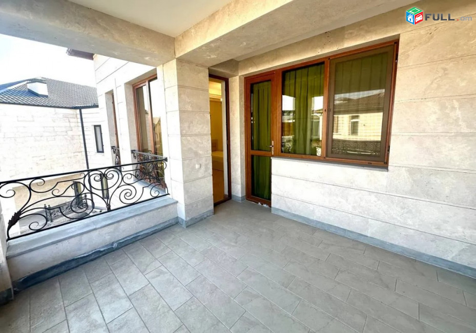 LA11447 Վարձով  5 սենյականոց  2 հարկանի թաունհաուզ Վահագնի թաղամաս Հովհաննես Երզնկացու  փողոց