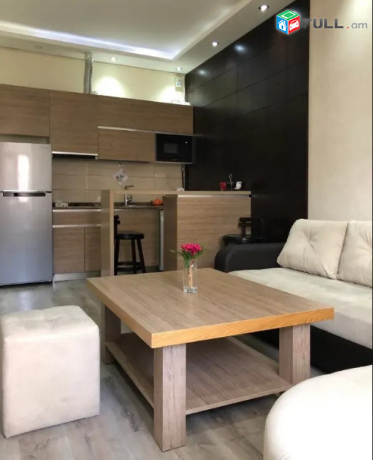 LA11464 Վարձով 2 սենյականոց բնակարան Մաշտոցի պողոտա , Կասկադի մոտակայքում