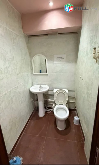 LA11465 Վարձով 250 քմ. Բազմաֆունկցիոնալ գույք Երվանդ Քոչարի փողոցում