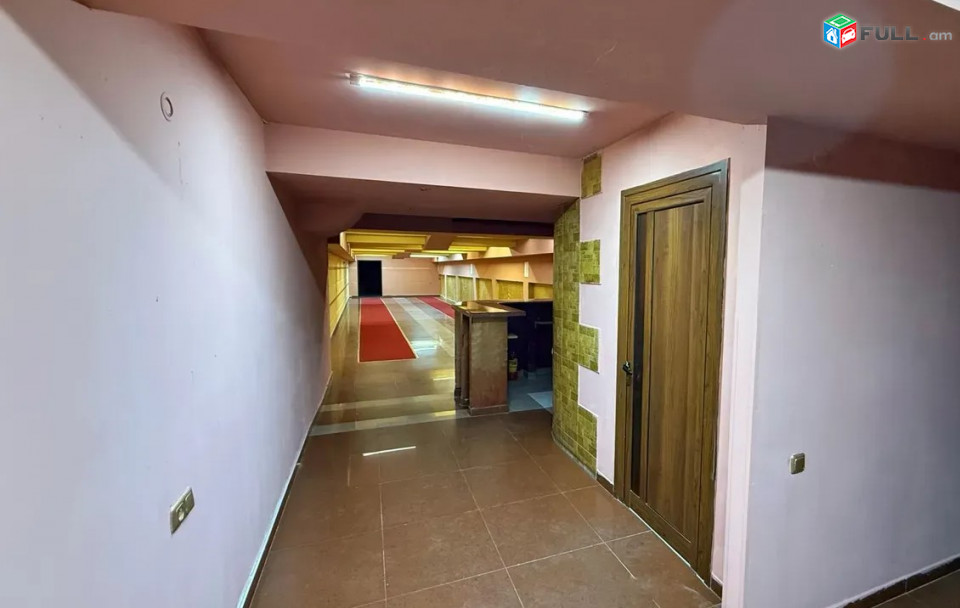LA11465 Վարձով 250 քմ. Բազմաֆունկցիոնալ գույք Երվանդ Քոչարի փողոցում
