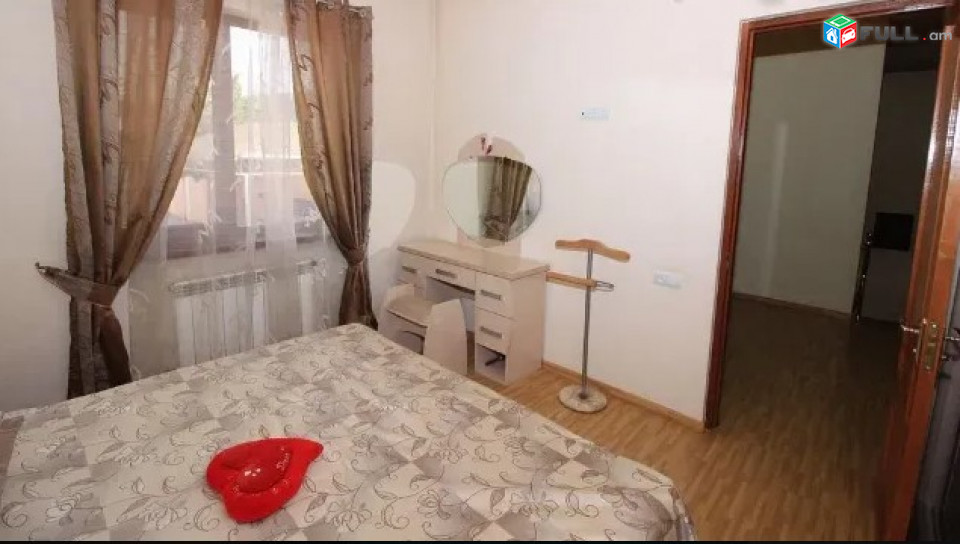 LA11472 Վարձով 4 սենյականոց Երկու հարկանի քարե տուն Սպորտի փողոց,  Աջափնյակում