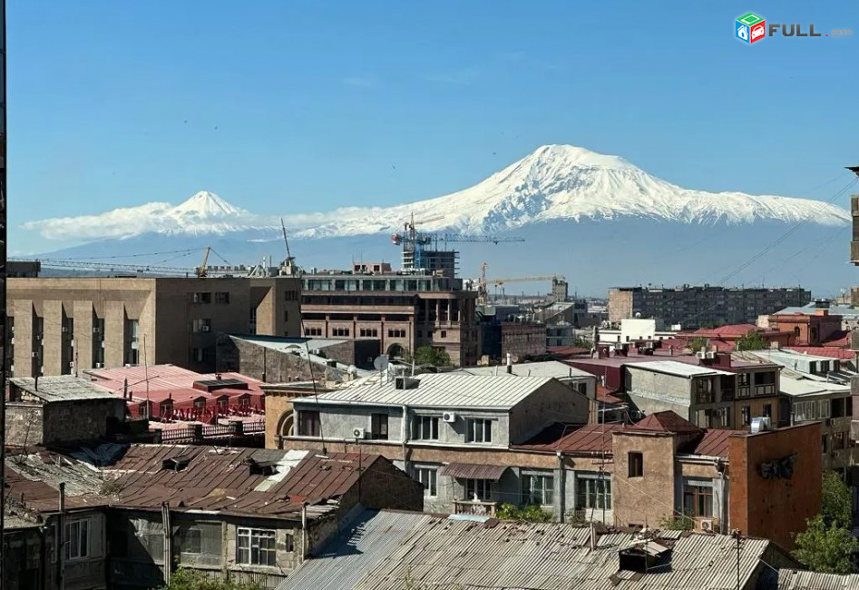LA11475 Վարձով 3 սենյականոց բնակարան Աբովյան փողոց , նորակառույց շենքում 