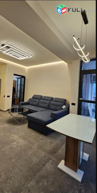 LA11540 Վարձով 2 սենյականոց բնակարան Արշակունյաց պողոտա, Բյուրեղ թաղամաս նորակառույց շենք 