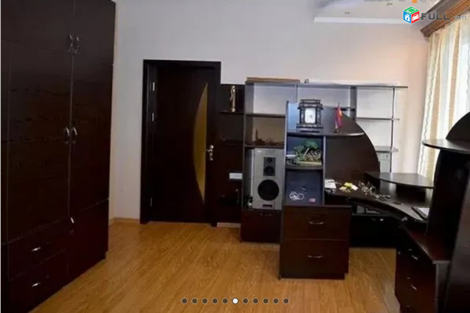  LA06918 Վարձով 5 սենյականոց բնակարան Բայրոնի փողոցում
