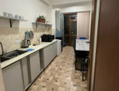LA11547 Վարձով 3 սենյականոց բնակարան Ադոնցի փողոցում, նորակառույց շենքում 