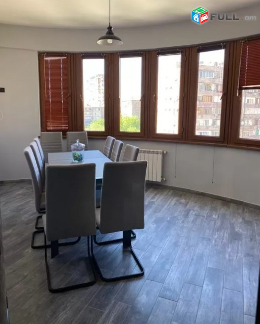  LA02764 Վարձով 138 քմ. Գրասենյակային տարածք Ավետ Ավետիսյան փողոցում