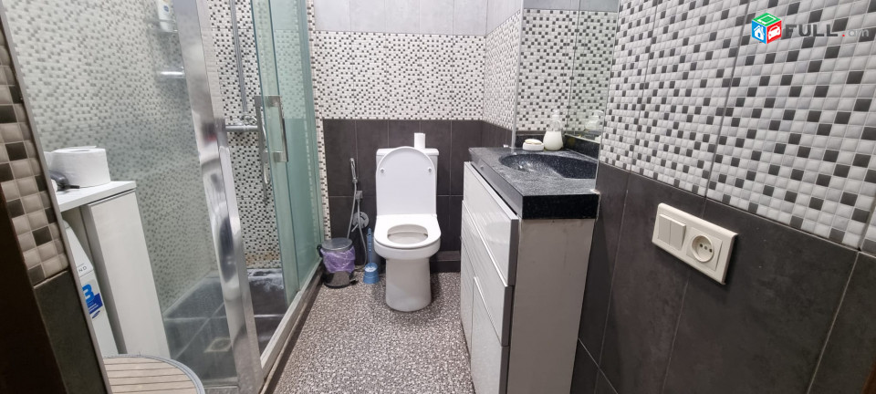 LA11556 Վարձով 2 սենյականոց բնակարան  Մաշտոցի պողոտա , City -ի հարևանությամբ