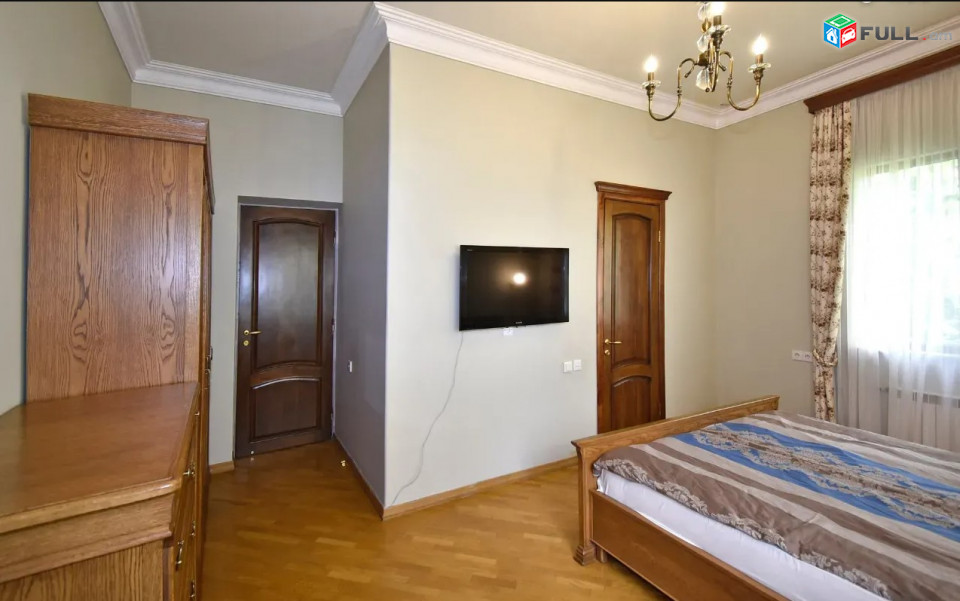 LA00538 Վարձով 3 սենյականոց բնակարան Զարոբյան փողոցում , Կասկադ