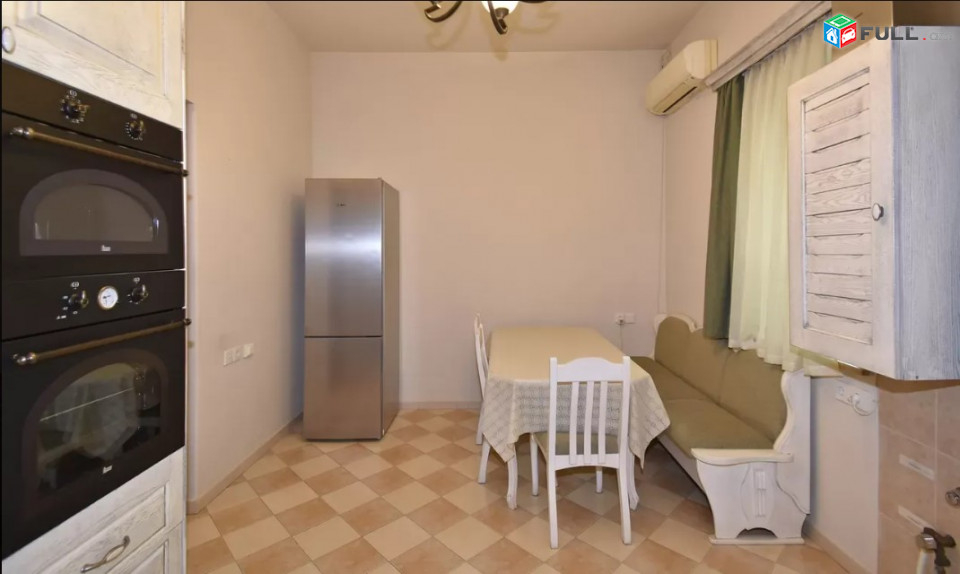 LA00538 Վարձով 3 սենյականոց բնակարան Զարոբյան փողոցում , Կասկադ