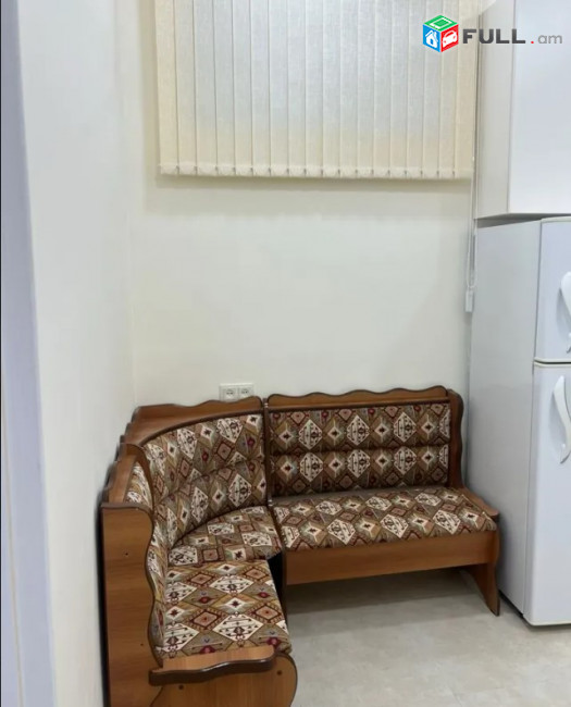 LA11574 Վարձով 60 քմ. կիսակուղային տարածք Արշակունյաց պողոտայում
