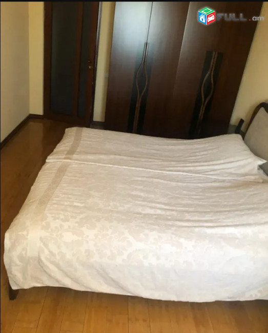 LA11578 Վարձով 3 սենյականոց բնակարան Կորյունի փողոցում 