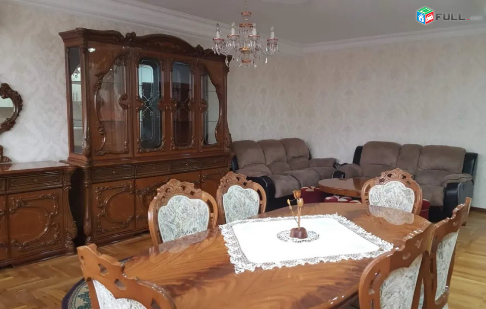 LA11542 Վարձով 4 սենյականոց բնակարան Հրաչյա Քոչարի փողոցում