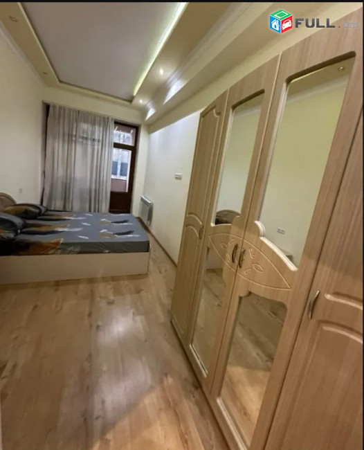 LA11589 Վարձով 2 սենյականոց բնակարան  Եկմալյան փողոցում, նորակառույց շենքում