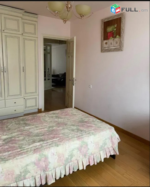 LA11613 Վարձով 4 սենյականոց բնակարան Թումանյան փողոցում 