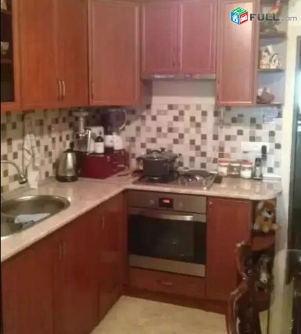 LA11625 Վարձով 2 սենյականոց բնակարան Ռաֆայել Իսրաելյան փողոց, Սուրբ Սարգիս եկեղեցու մոտ