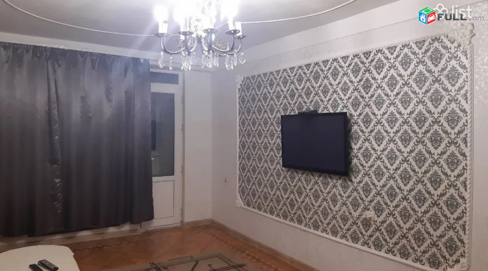 LA11628 Վարձով  2 սենյականոց բնակարան Ամիրյան փողոցում