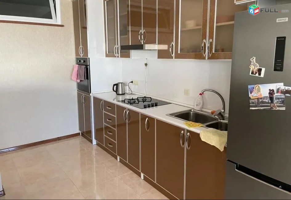 LA11636  Վարձով 2 սենյականոց բնակարան նորակառույց շենքում Գյուլբենկյան փողոցում