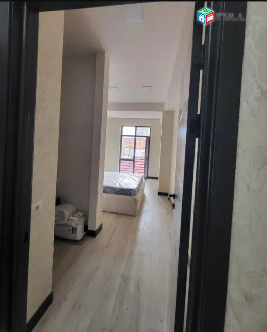 LA11640 Վարձով 3 սենյականոց բնակարան նորակառույց շենքում Դավիթ Հովհաննեսի փողոցում