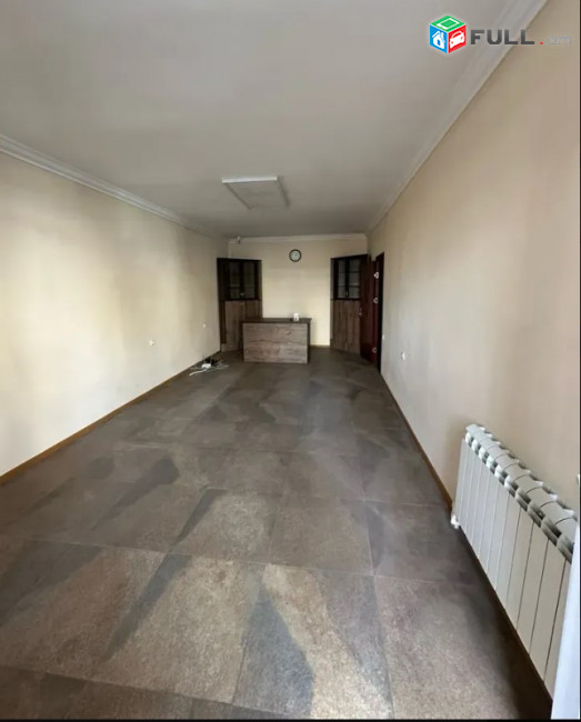 LA11639  Վարձով 87 քմ. Առևտրային և գրասենյակային տարածք Մամիկոնյանց փողոցում