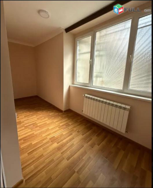 LA11639  Վարձով 87 քմ. Առևտրային և գրասենյակային տարածք Մամիկոնյանց փողոցում
