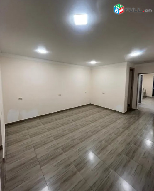 LA11672  Վարձով 87 քմ. Կոմերցիոն անշարժ գույք Վիկտոր Համբարձումյան փողոցում