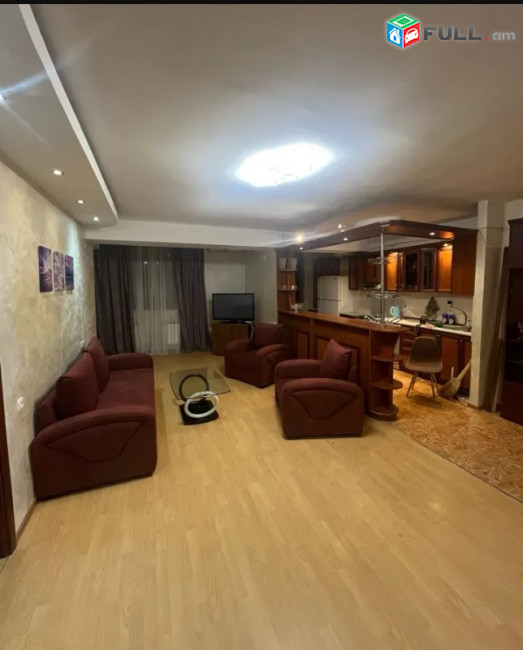 LA11735 Օրավարձով 3 սենյականոց բնակարան Մաշտոցի պողոտա , Օպերայի հարևանությամբ