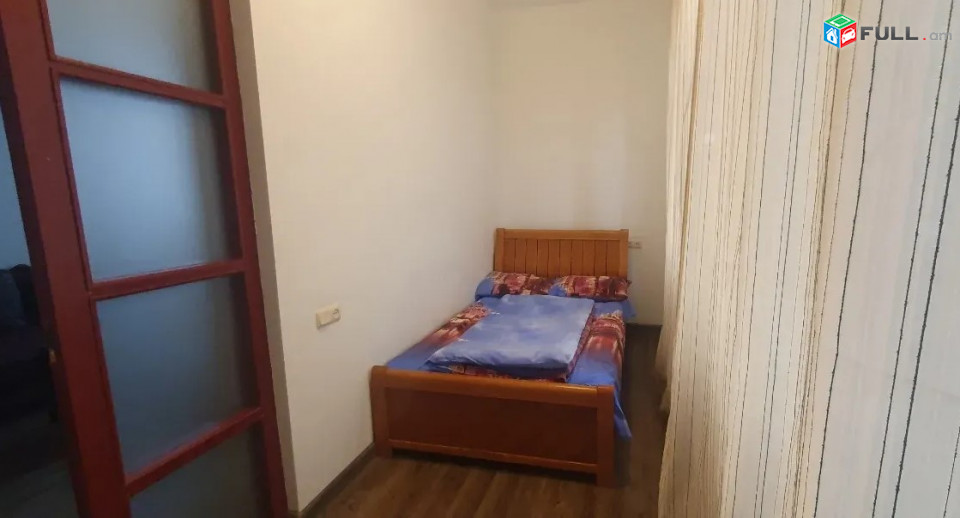 LA11738 Օրավարձով 3 սենյականոց բնակարան Սարյան փողոցում