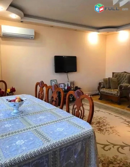 Կոդ 81242  Օհանովի փողոց  3 սեն. բնակարան Մալաթիա