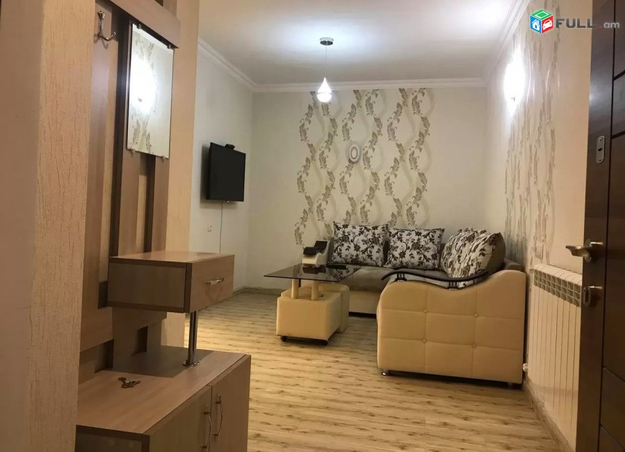 Կոդ 81628  Գրիգոր Լուսավորիչ փողոց 2 սեն. բնակարան փակ շուկայի հարևանությամբ