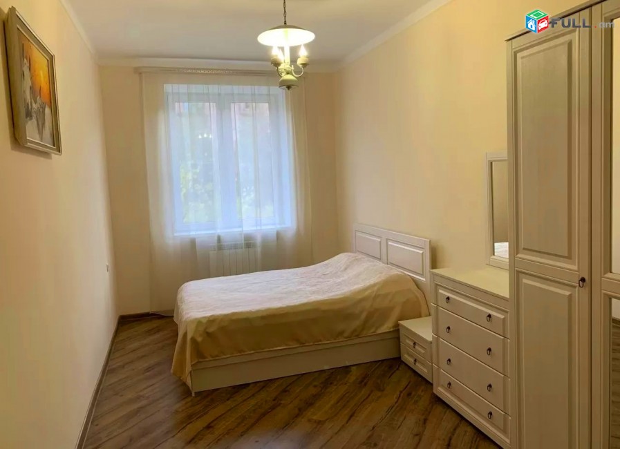 Կոդ 81698  Չարենց փողոց 3 սեն. բնակարան for rent Charenc st.