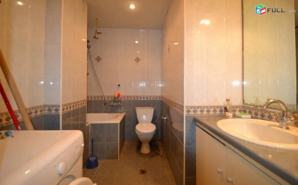 Կոդ 37354  Կողբացի փողոց 3 սեն. բնակարան / for rent Koxbaci st.
