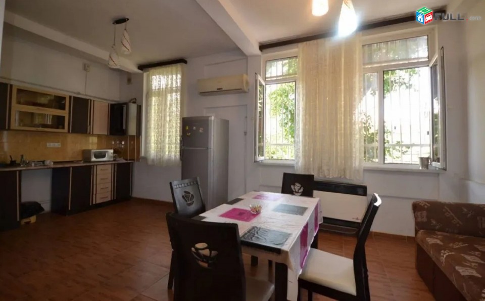 Կոդ 37354  Կողբացի փողոց 3 սեն. բնակարան / for rent Koxbaci st.