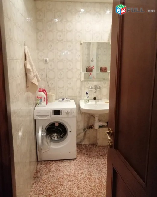 Կոդ 37365  Կարապետ Ուլնեցու փողոց 3 սեն. բնակարան Զեյթուն