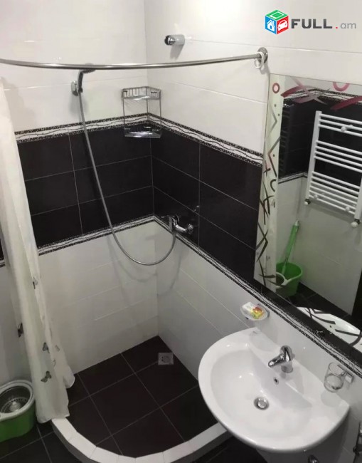 Կոդ HM23  Աբովյան փողոց 2 սեն. բնակարան / for rent Abovyan st.