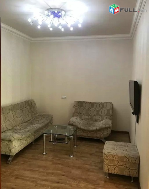 Կոդ HM23  Աբովյան փողոց 2 սեն. բնակարան / for rent Abovyan st.