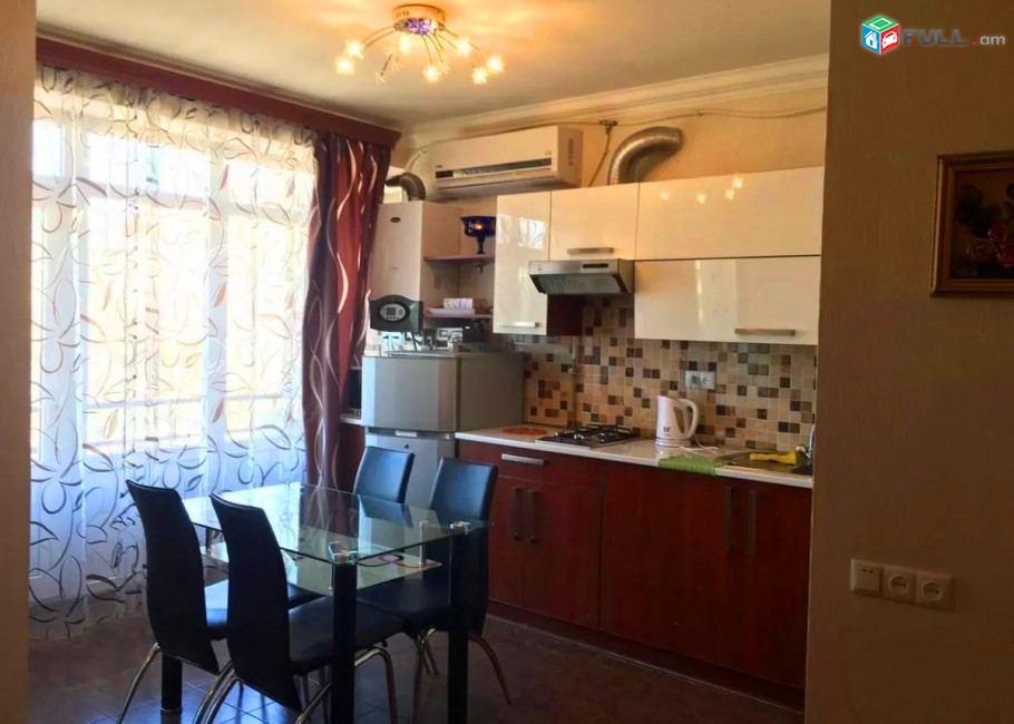Կոդ HM23  Աբովյան փողոց 2 սեն. բնակարան / for rent Abovyan st.