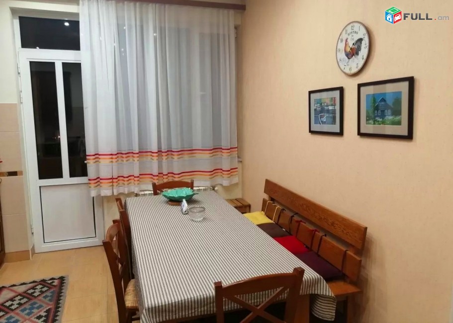 Կոդ HM225  Տերյան փողոց 3 սեն. բնակարան / for rent Teryan st.