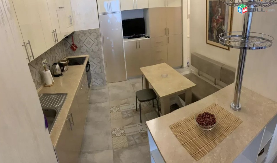 Կոդ 37442  Ծիծեռնակաբերդի խճ. 3 սեն. բնակարան Դալմայի հարևանությամբ / for rent Dalma