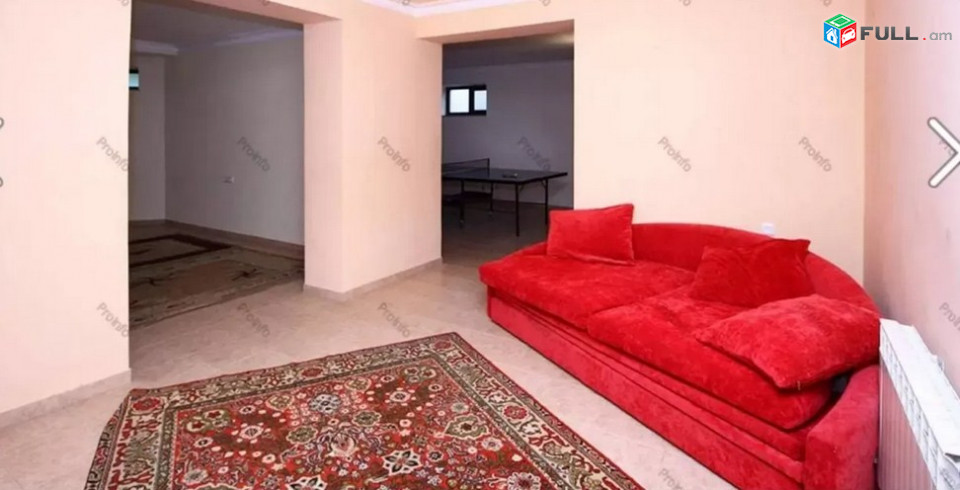 АК1133 Երեք հարկանի քարե ամառանոց Նորքի Այգիներ փողոցում Նորք Մարաշում, 200 ք.մ., 3+ սանհանգույց
