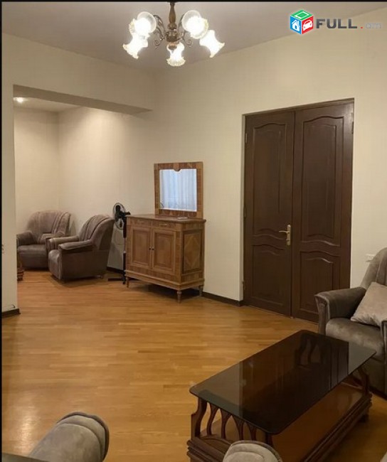 AK2370   բնակարան Մոսկովյան փողոցում, 4 սենյականոց