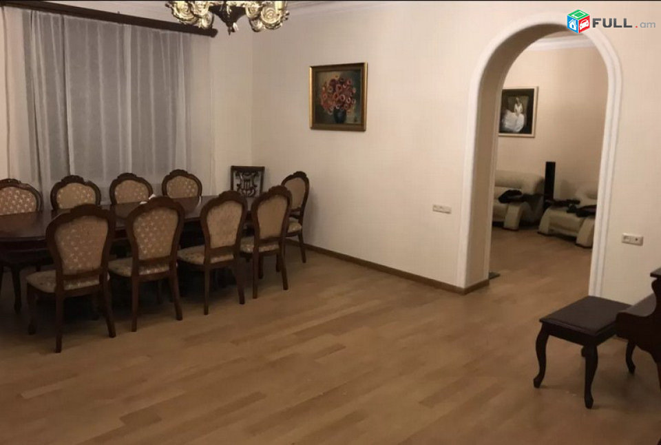 AK2677  Երկու հարկանի քարե տուն, Դավիթ Բեկի փողոցում