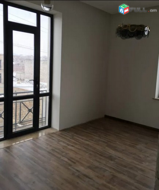 AK2785  Երկու հարկանի քարե տուն Դավիթաշենում, 230 ք.մ., 3+ սանհանգույց, դիզայներական ոճով վերանորոգված