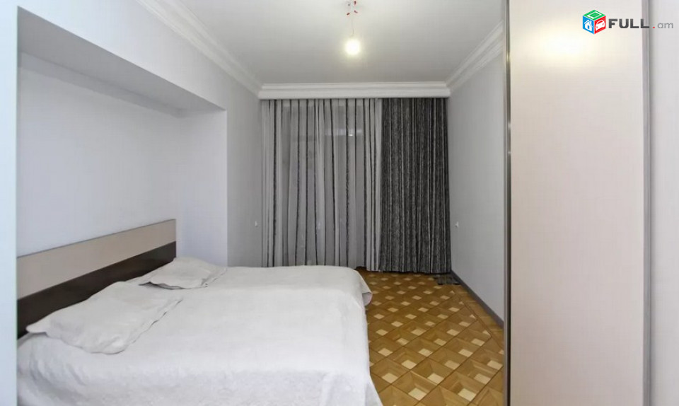 AK2835   բնակարան Սայաթ-Նովայի պողոտայում, 90ք.մ., բարձր առաստաղներ, կապիտալ վերանորոգված, 4 սենյականոց