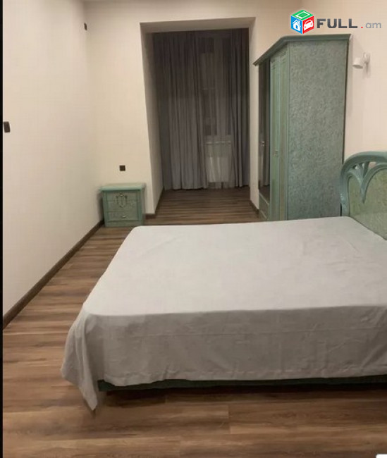 AK2859   բնակարան Կիևյան փողոցում, 84 ք.մ., բարձր առաստաղներ, 2 սենյականոց