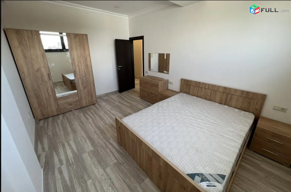 AK4098   բնակարան նորակառույց շենքում, 3 սենյականոց,  Գրիգոր Լուսավորչի փողոցում