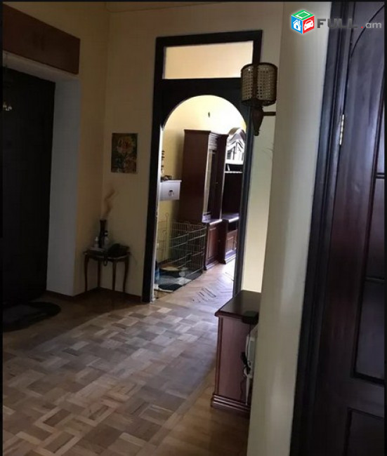 AK4126   բնակարան Արաբկիրում,3 սենյականոց 