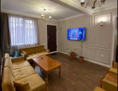 AK4142  Երկու հարկանի քարե տուն Վարշավյան փողոցում Քանաքեռ Զեյթունում, 140 ք.մ., 2 սանհանգույց