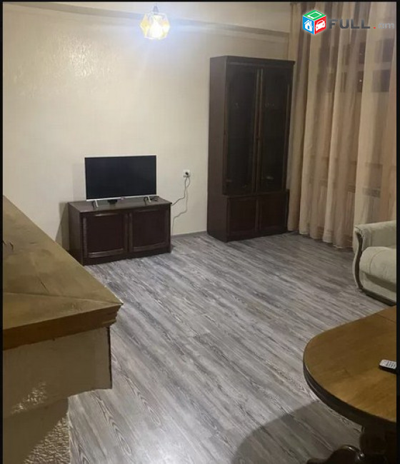 AK4143    բնակարան Թումանյան փողոցում,3 սենյականոց