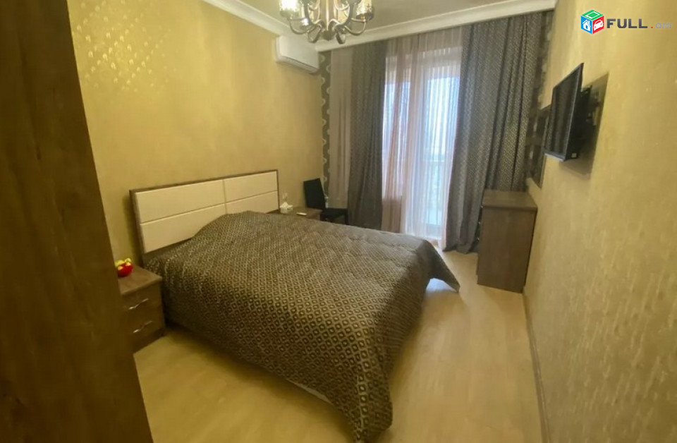 AK4152  Չորս հարկանի տուն Քեռու փողոցում Արաբկիրում, 450 ք.մ., 3+ սանհանգույց, կապիտալ վերանորոգված
